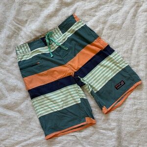 Patagonia Mens Wavefarer Boardshorts, size 31, Fitz Stripe: Tasmanian Teal
